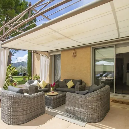 Ambre * דינייה-לה-בן